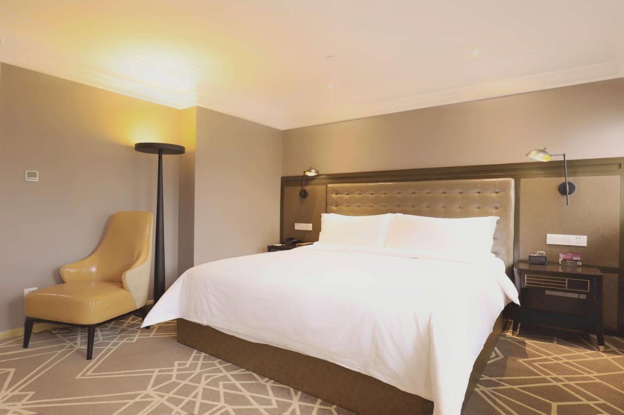 Jinjiang Metropolo Hotel Classic Nanjing Road شانغهاي المظهر الخارجي الصورة